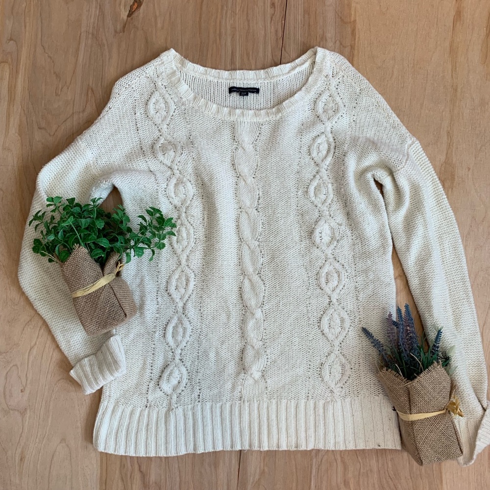 American Eagle Knit Sweater